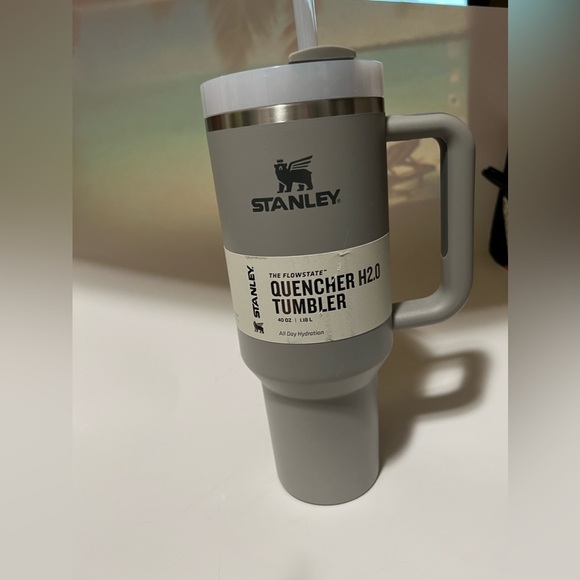 Stanley Fog H2.0 Flowstate 40 oz Travel Tumbler - Picture 5 of 16